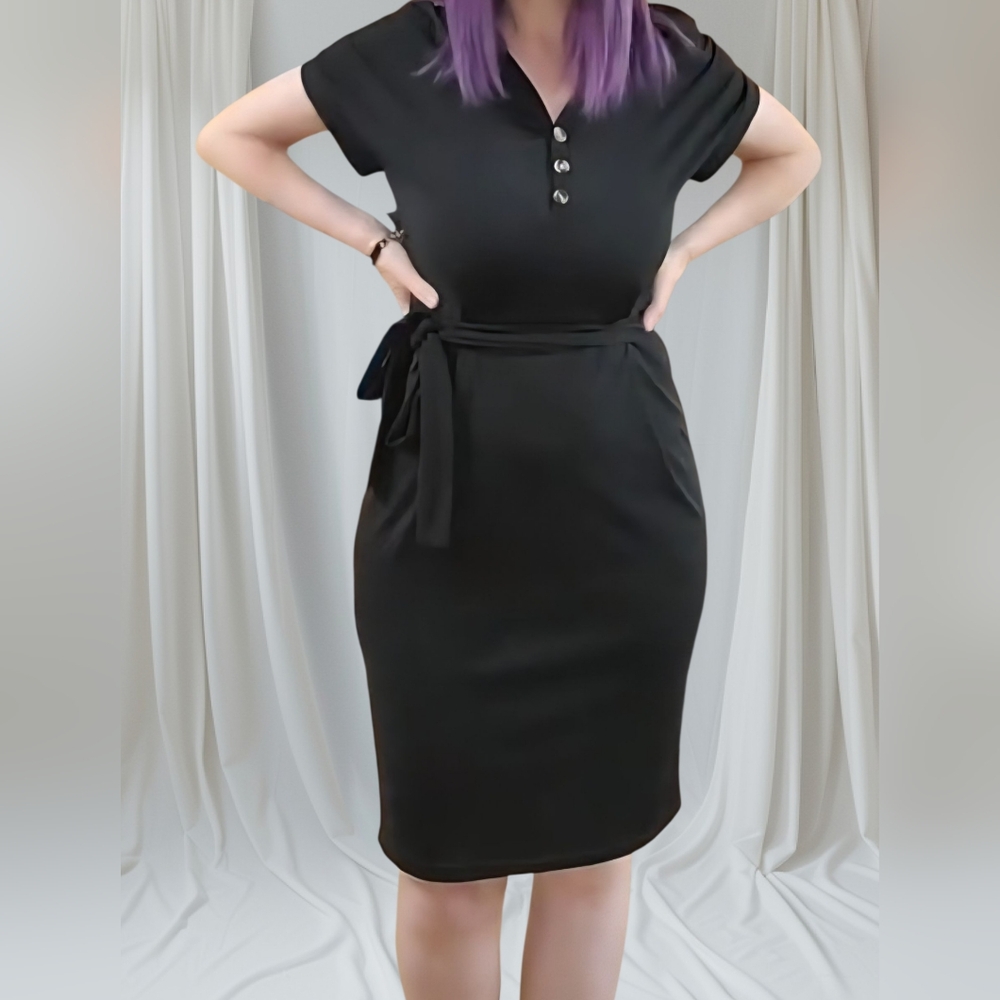 Black Buttoned V-Neck Dress, Size Women's Small